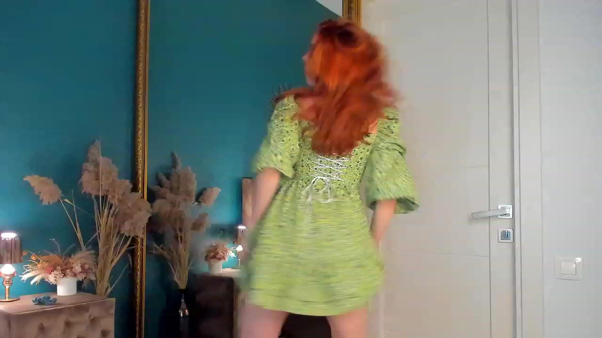 Gallery image thumbnail from ElsaYoung's myfreecams stream on, 08/18/2023, 13:01 image 5 of 20