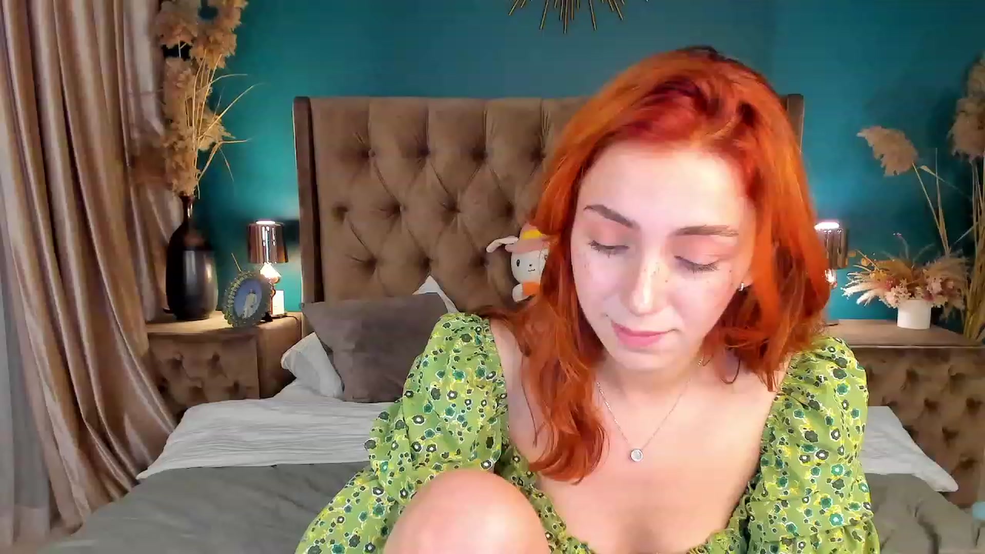 Gallery image thumbnail from ElsaYoung's myfreecams stream on, 08/18/2023, 17:24 image 12 of 20