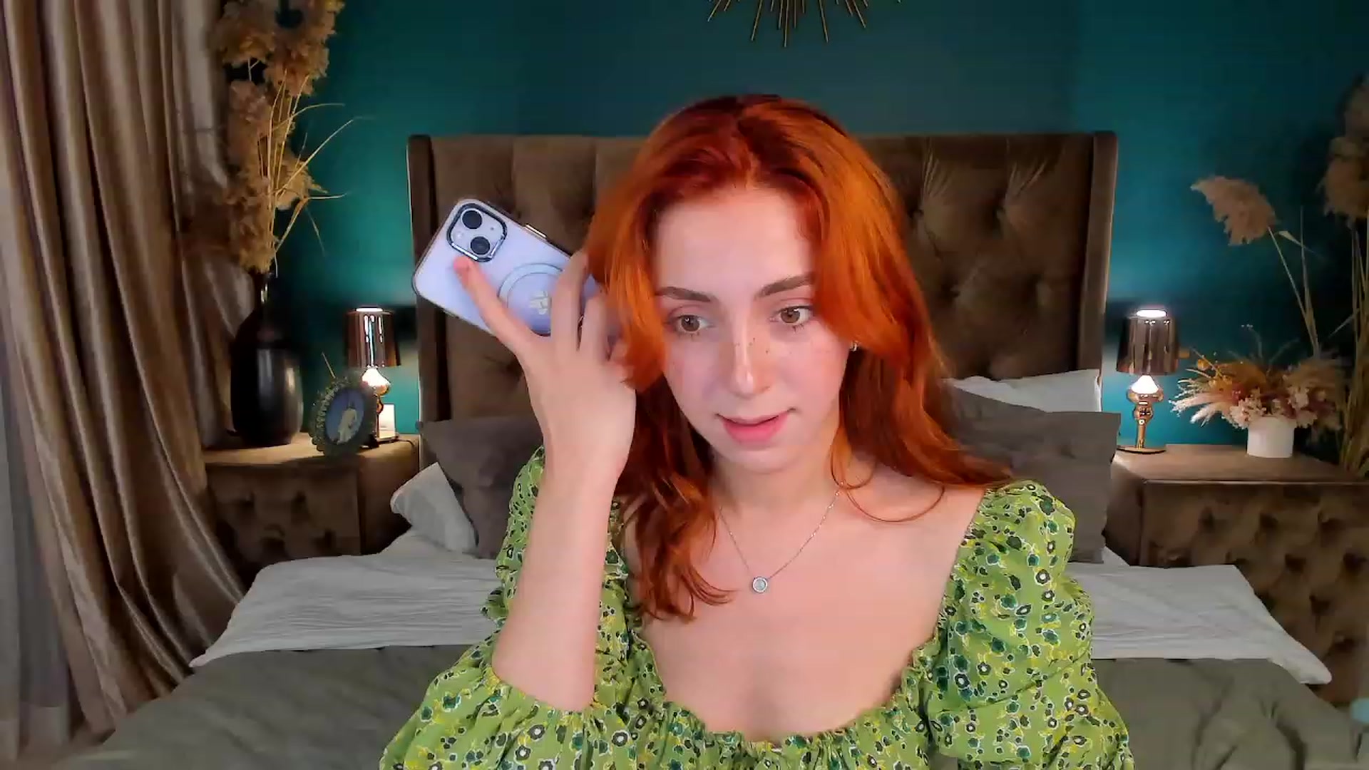 Gallery image thumbnail from ElsaYoung's myfreecams stream on, 08/18/2023, 17:24 image 7 of 20