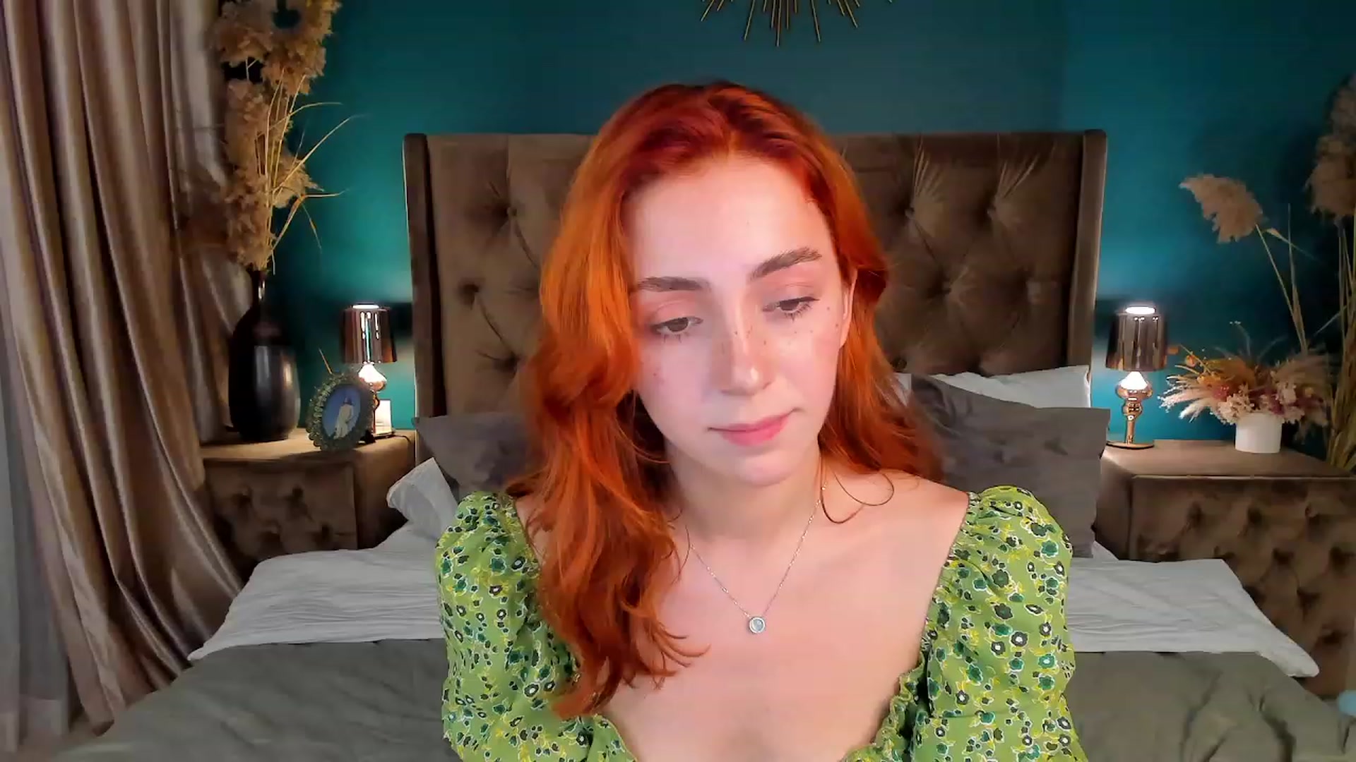 Gallery image thumbnail from ElsaYoung's myfreecams stream on, 08/18/2023, 17:24 image 8 of 20