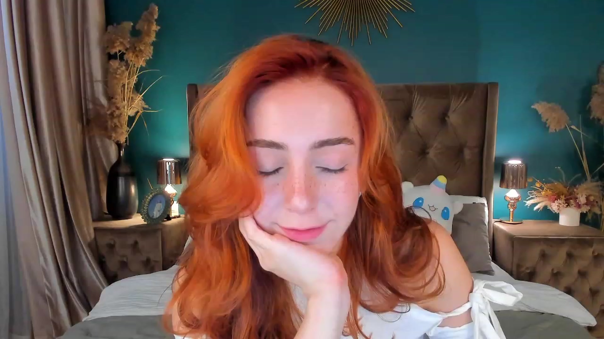 Gallery image thumbnail from ElsaYoung's myfreecams stream on, 08/19/2023, 07:39 image 18 of 20