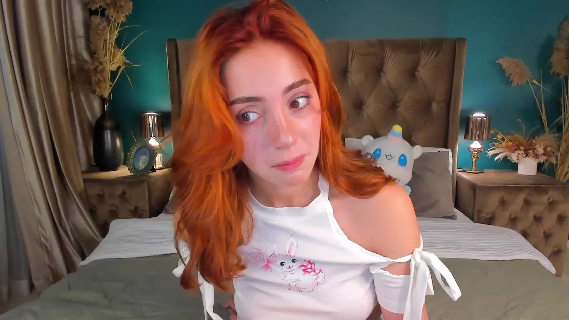 Gallery image thumbnail from ElsaYoung's myfreecams stream on, 08/19/2023, 07:39 image 1 of 20