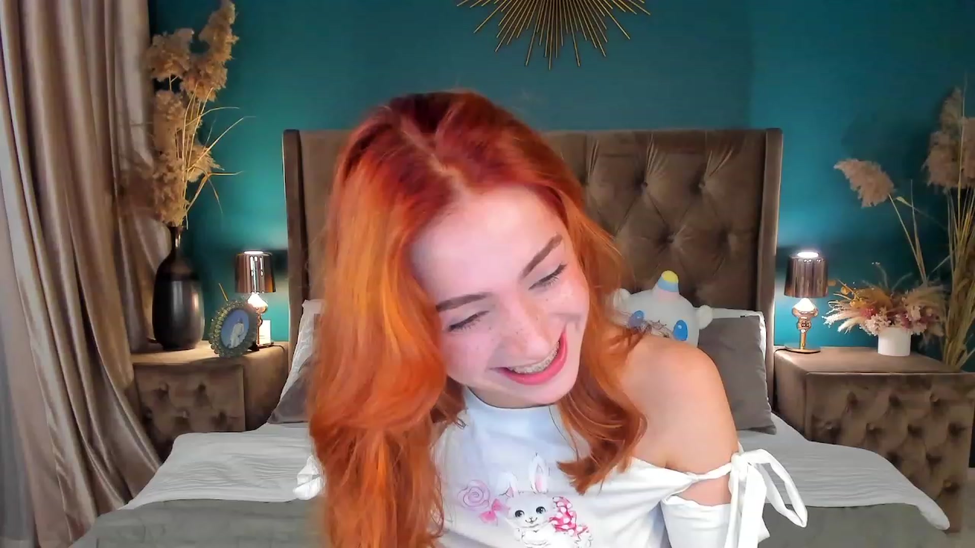 Gallery image thumbnail from ElsaYoung's myfreecams stream on, 08/19/2023, 07:39 image 7 of 20