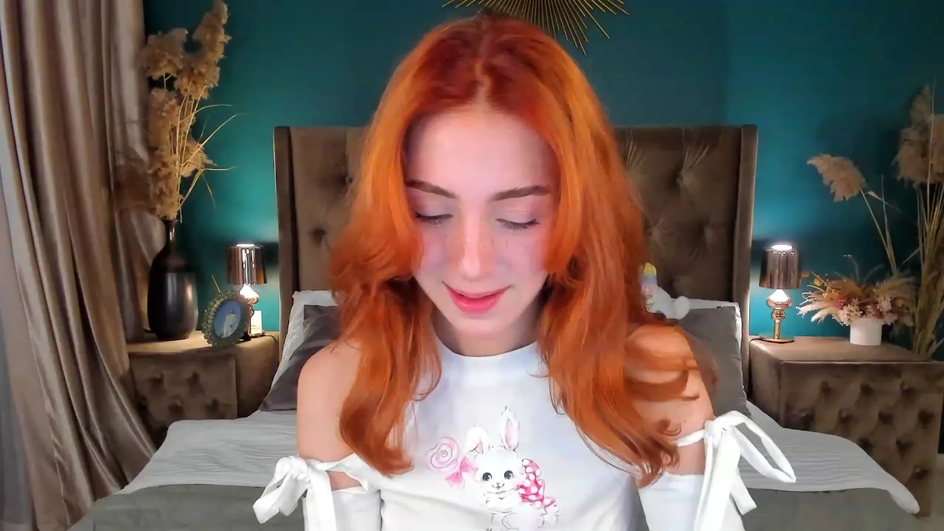 Gallery image thumbnail from ElsaYoung's myfreecams stream on, 08/19/2023, 07:39 image 6 of 20