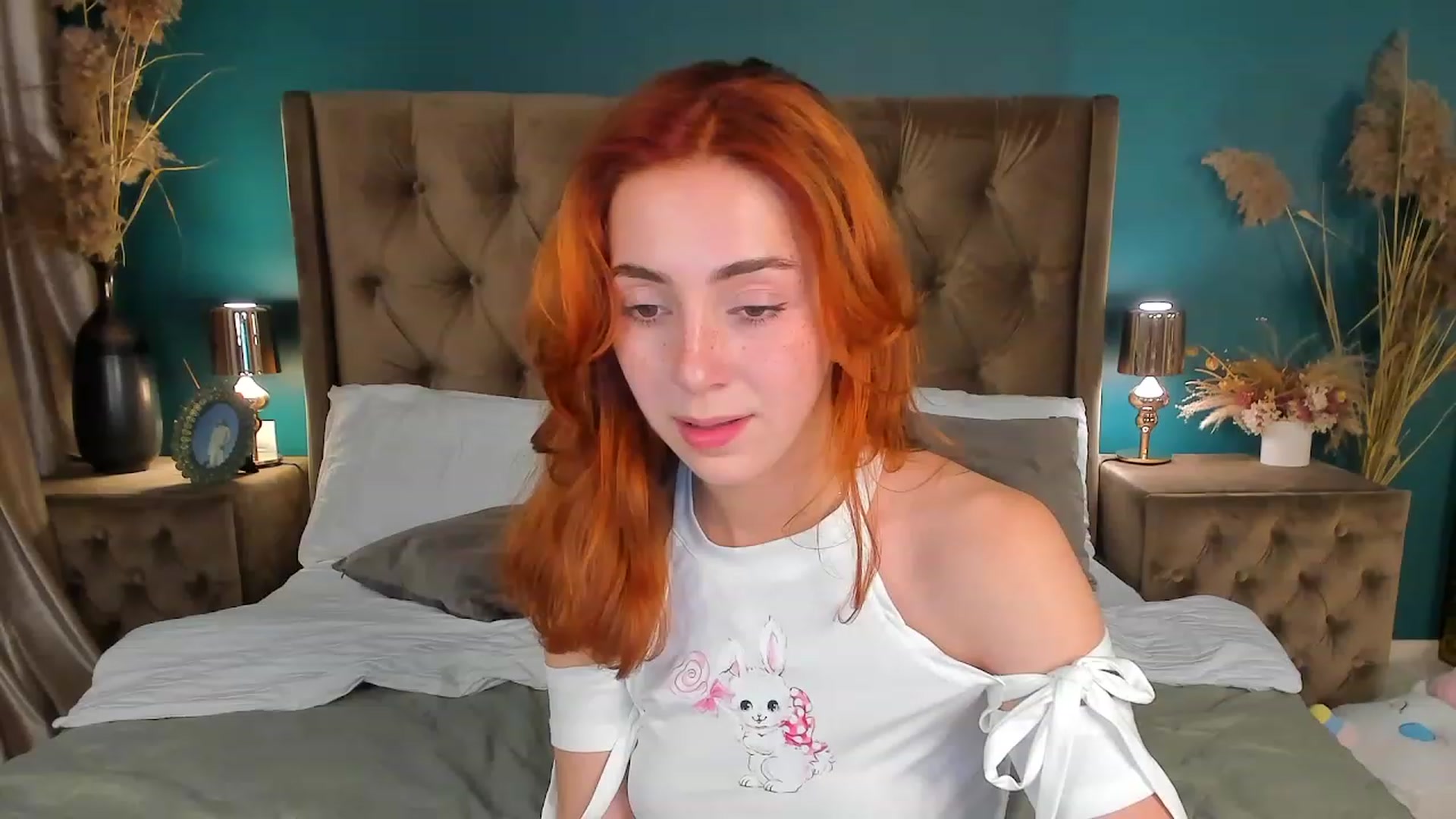 Gallery image thumbnail from ElsaYoung's myfreecams stream on, 08/19/2023, 10:32 image 19 of 20