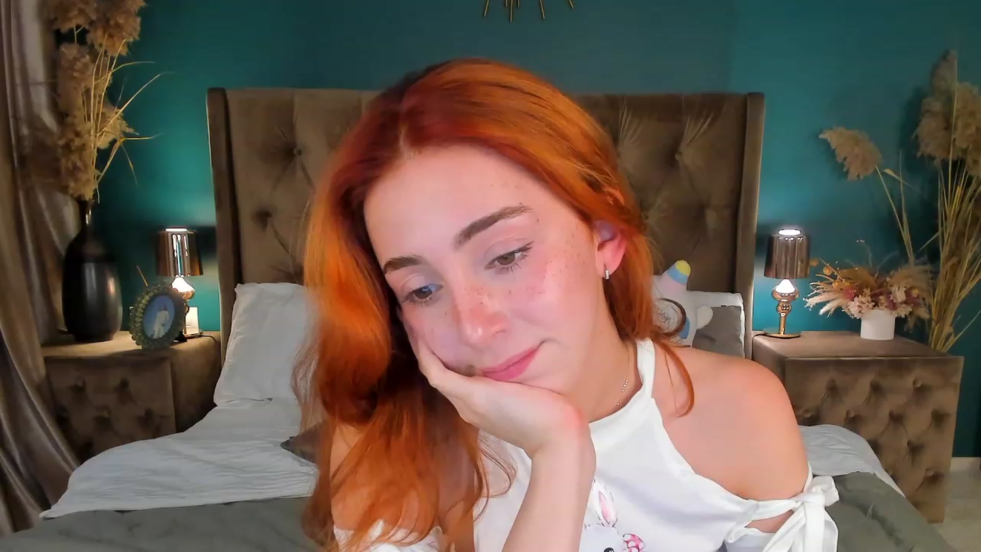 Gallery image thumbnail from ElsaYoung's myfreecams stream on, 08/19/2023, 10:32 image 4 of 20