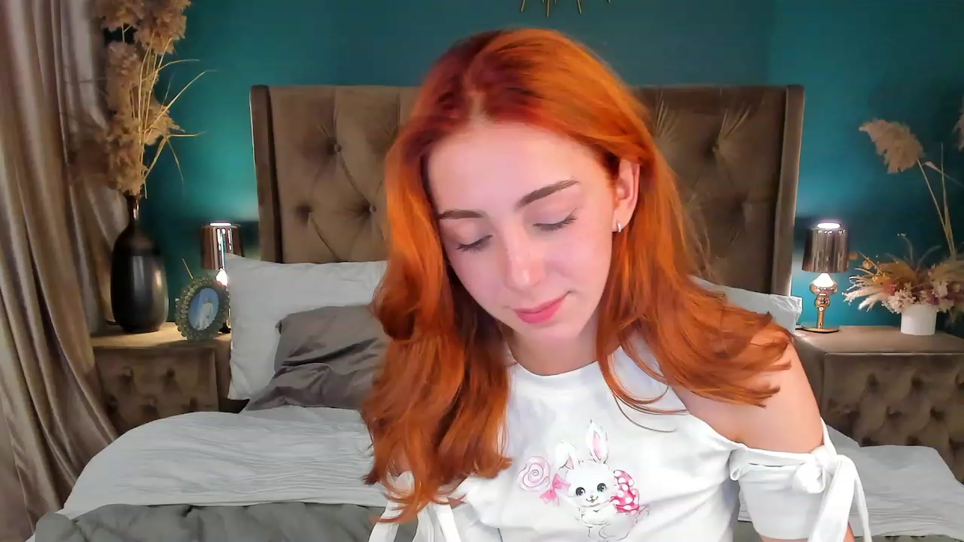 Gallery image thumbnail from ElsaYoung's myfreecams stream on, 08/19/2023, 14:42 image 6 of 20