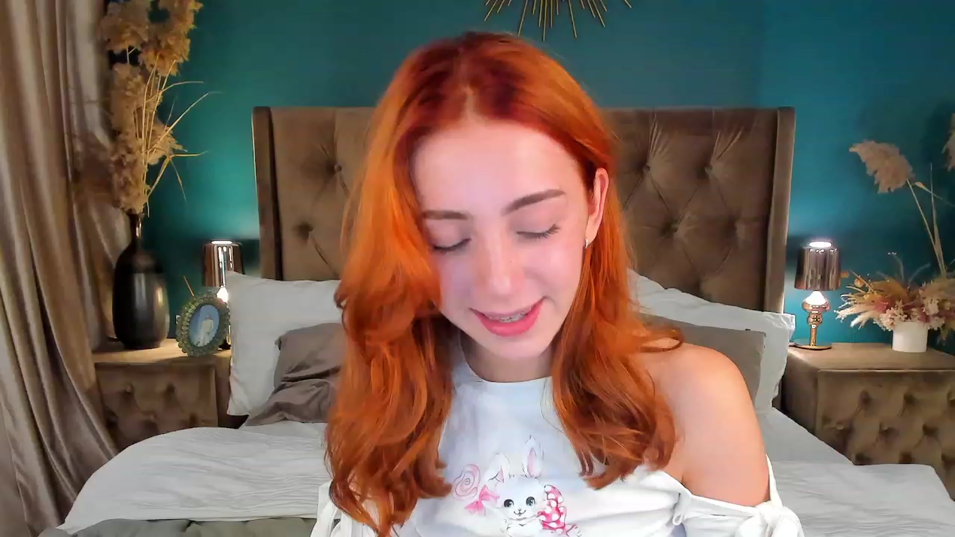 Gallery image thumbnail from ElsaYoung's myfreecams stream on, 08/19/2023, 14:42 image 16 of 20