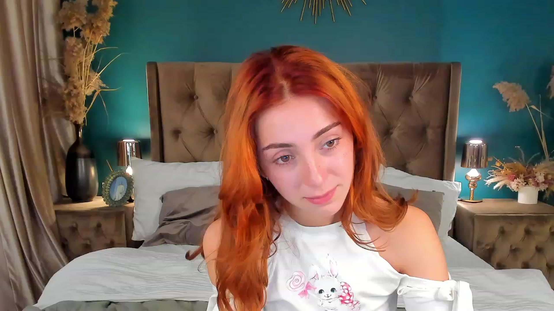 Gallery image thumbnail from ElsaYoung's myfreecams stream on, 08/19/2023, 14:42 image 18 of 20