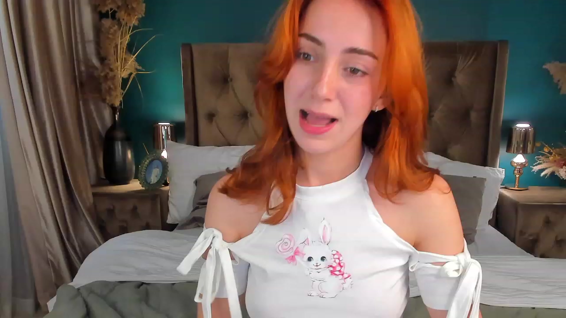 Gallery image thumbnail from ElsaYoung's myfreecams stream on, 08/19/2023, 14:42 image 4 of 20