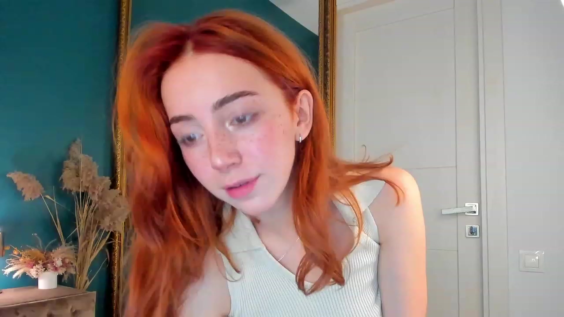 Gallery image thumbnail from ElsaYoung's myfreecams stream on, 08/20/2023, 12:56 image 16 of 20