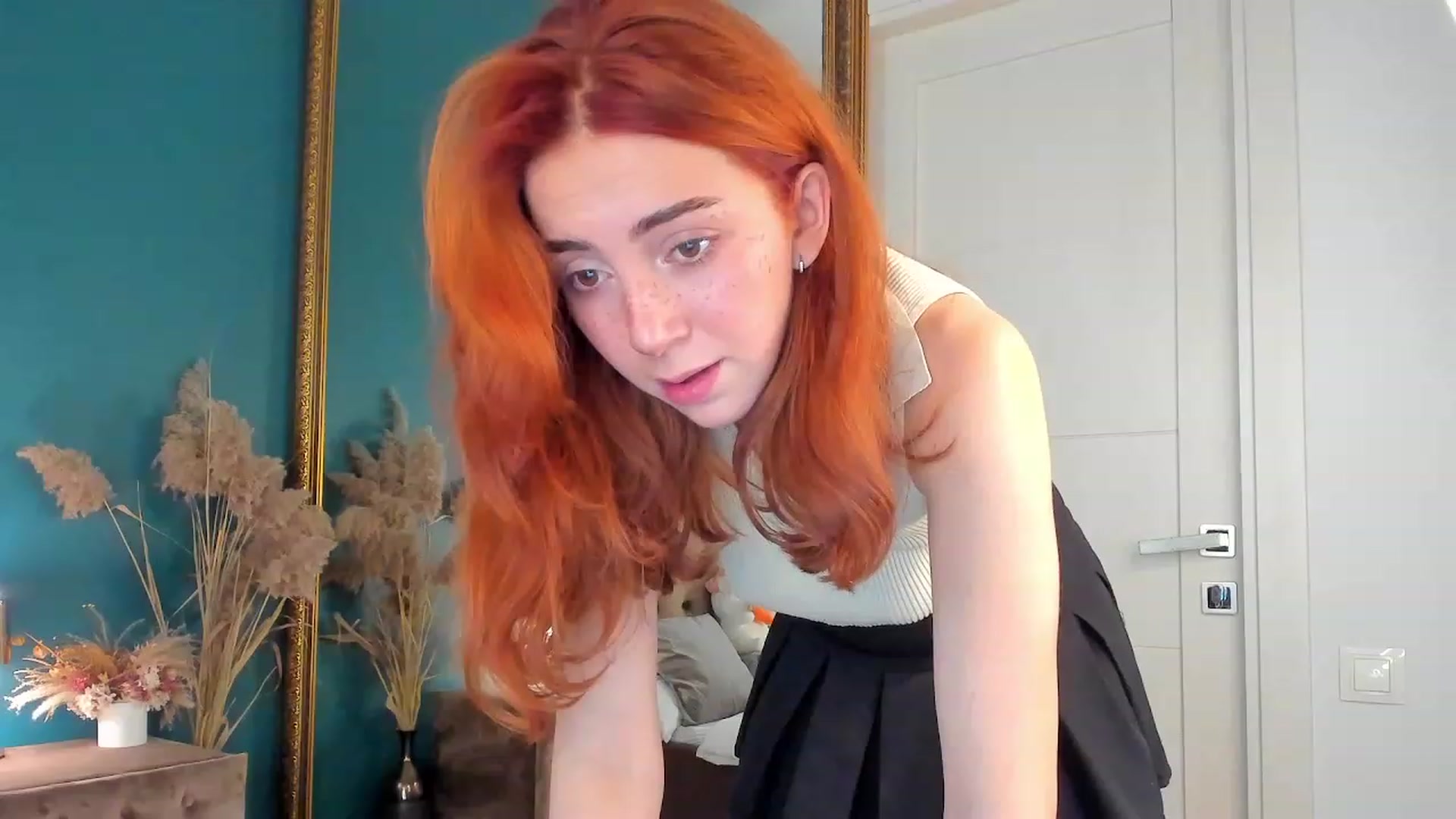 Gallery image thumbnail from ElsaYoung's myfreecams stream on, 08/20/2023, 12:56 image 17 of 20