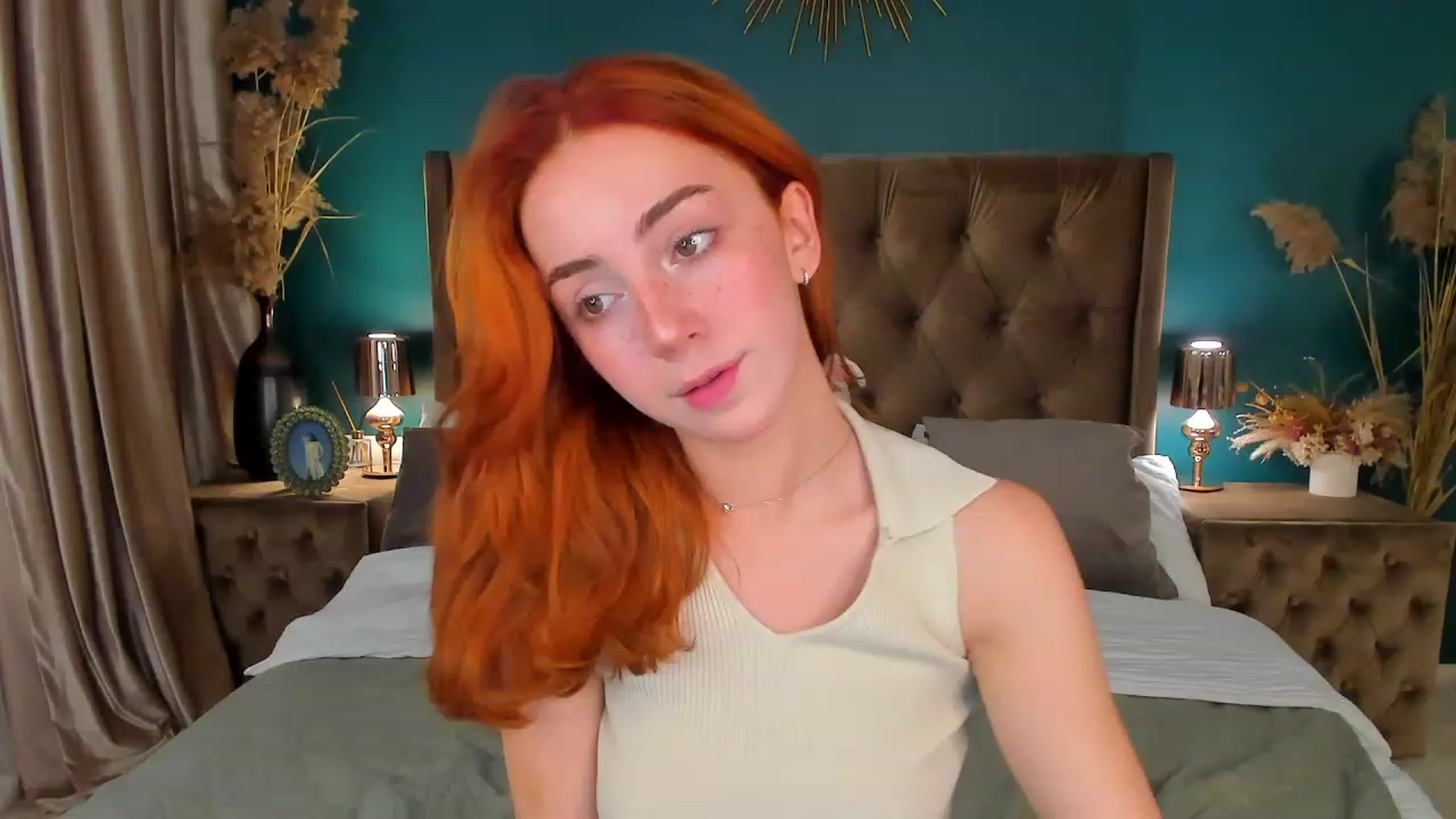 Gallery image thumbnail from ElsaYoung's myfreecams stream on, 08/20/2023, 12:56 image 9 of 20