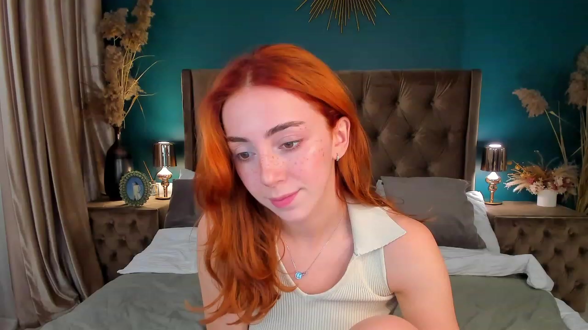 Gallery image thumbnail from ElsaYoung's myfreecams stream on, 08/20/2023, 14:47 image 13 of 20
