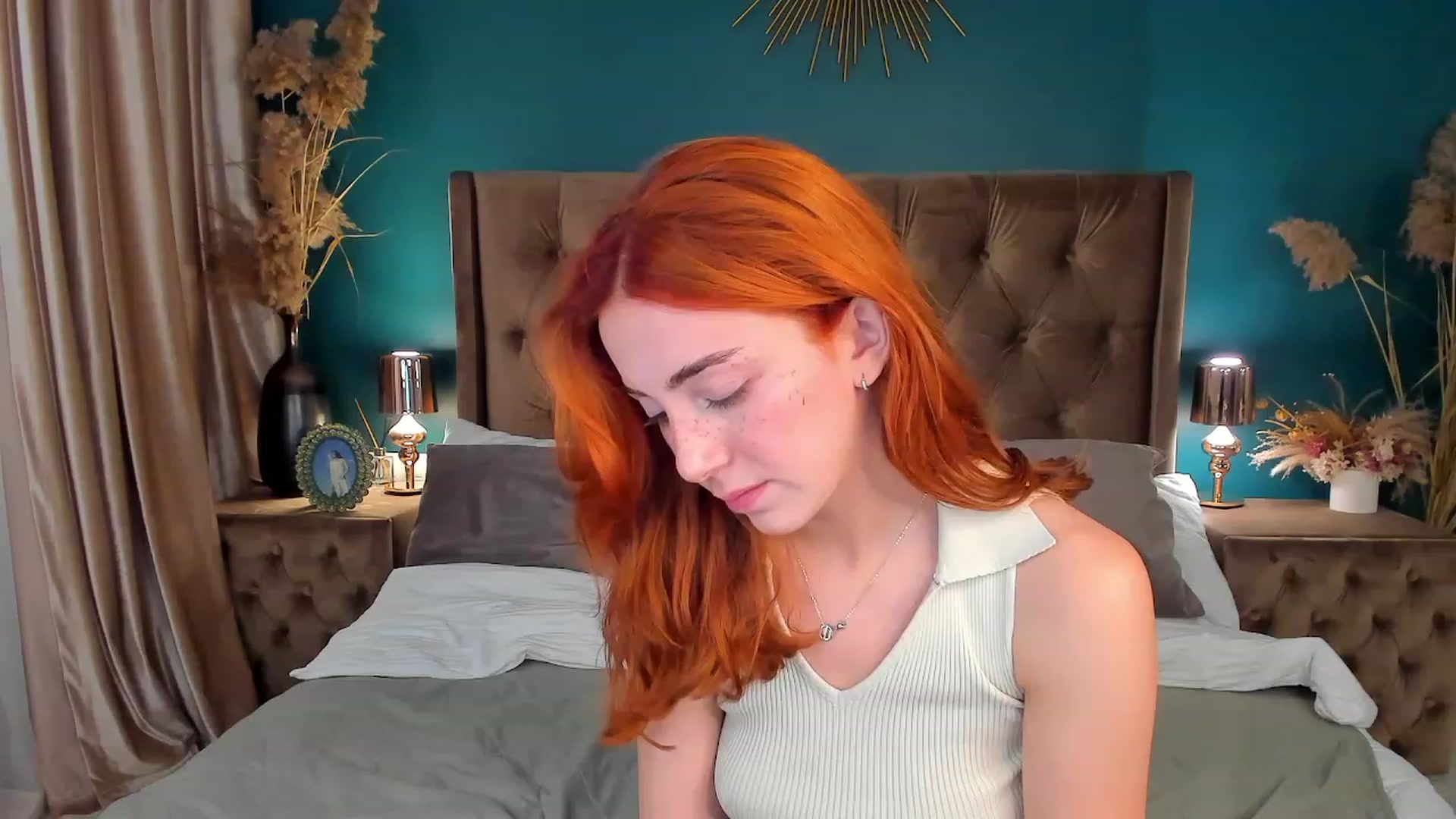 Gallery image thumbnail from ElsaYoung's myfreecams stream on, 08/20/2023, 14:47 image 17 of 20