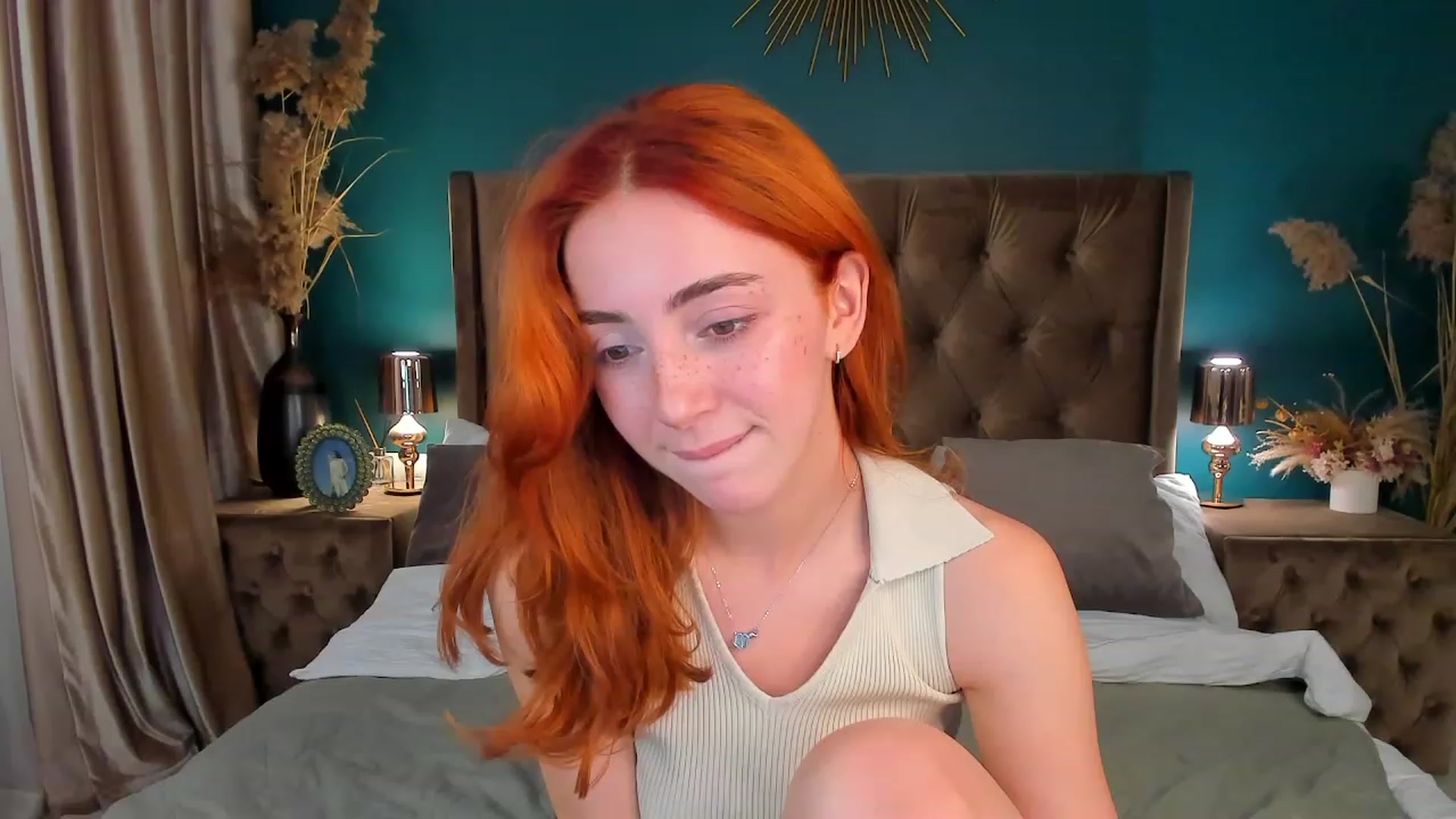 Gallery image thumbnail from ElsaYoung's myfreecams stream on, 08/20/2023, 14:47 image 8 of 20