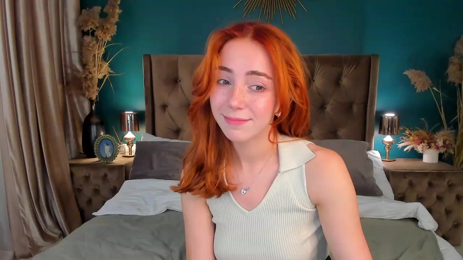 Gallery image thumbnail from ElsaYoung's myfreecams stream on, 08/20/2023, 14:47 image 16 of 20