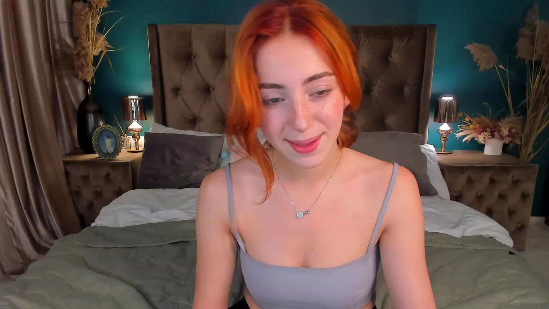 Gallery image thumbnail from ElsaYoung's myfreecams stream on, 08/20/2023, 16:01 image 17 of 20