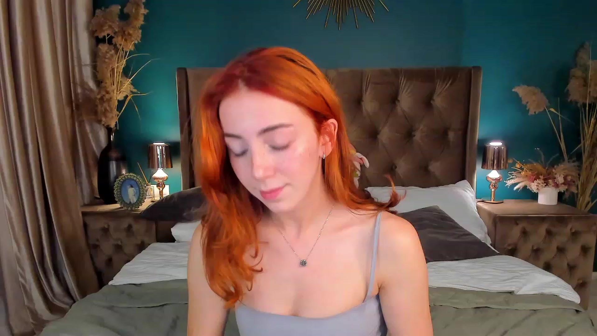 Gallery image thumbnail from ElsaYoung's myfreecams stream on, 08/20/2023, 17:28 image 1 of 20