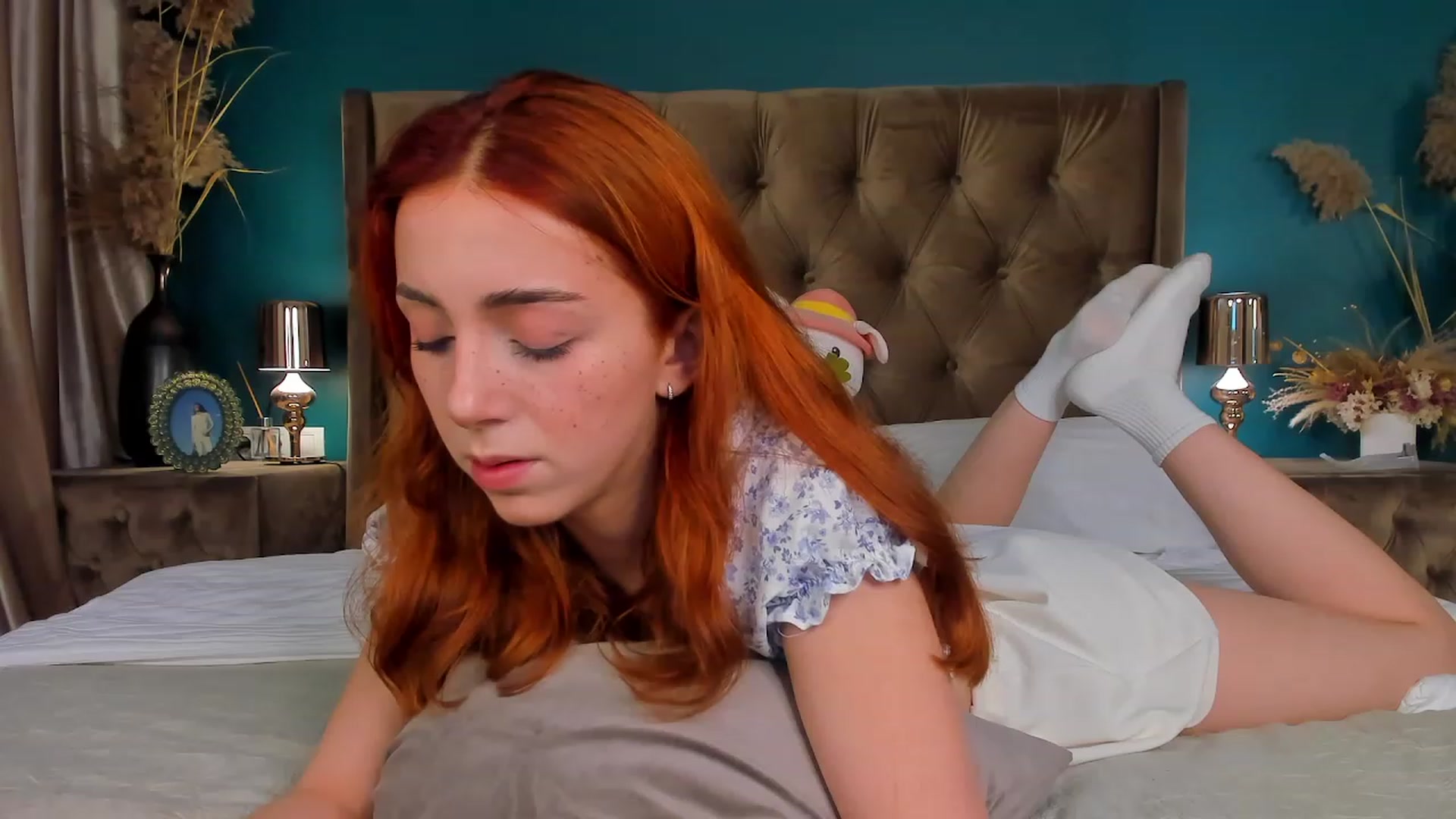 Gallery image thumbnail from ElsaYoung's myfreecams stream on, 08/22/2023, 13:02 image 13 of 20