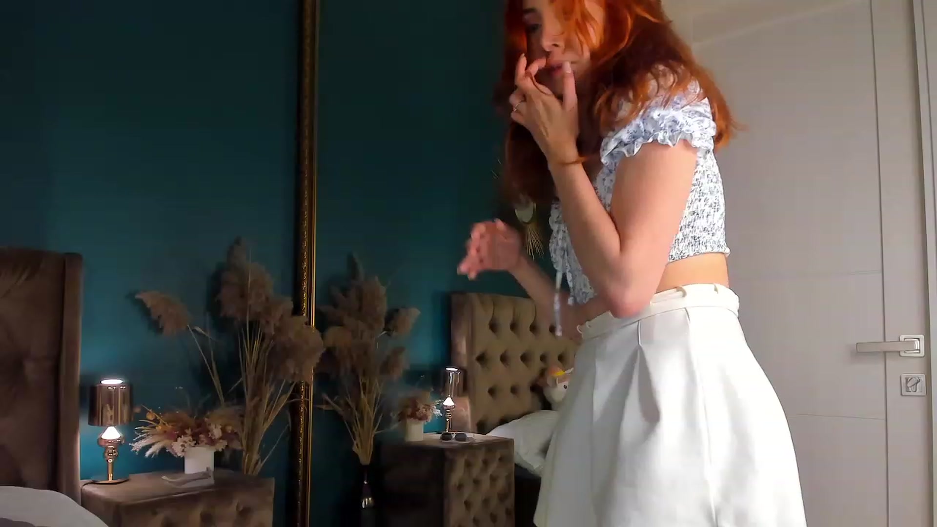Gallery image thumbnail from ElsaYoung's myfreecams stream on, 08/22/2023, 17:15 image 11 of 20