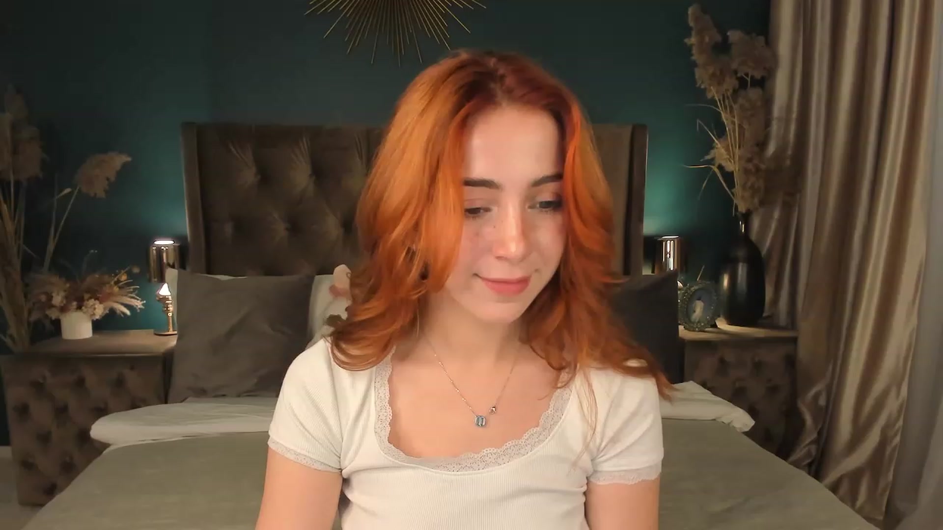 Gallery image thumbnail from ElsaYoung's myfreecams stream on, 08/24/2023, 13:40 image 11 of 20