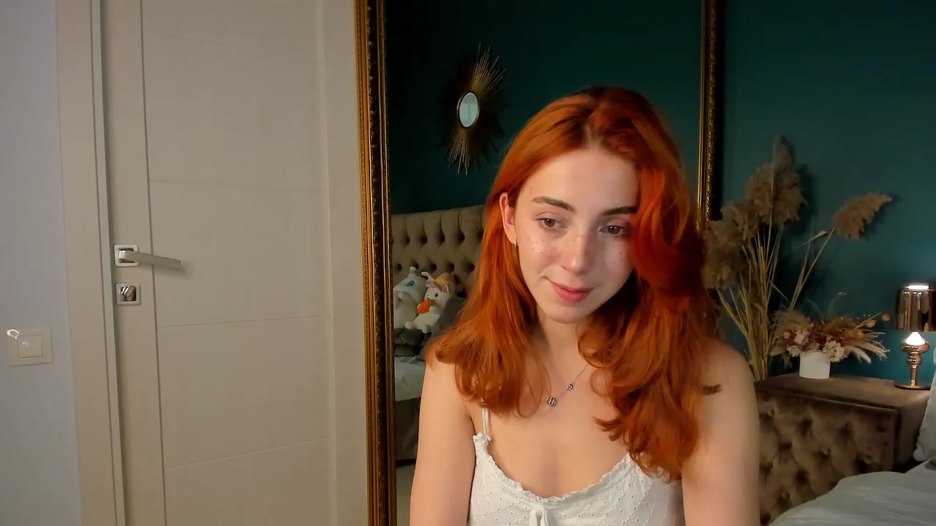 Gallery image thumbnail from ElsaYoung's myfreecams stream on, 08/27/2023, 13:02 image 2 of 20