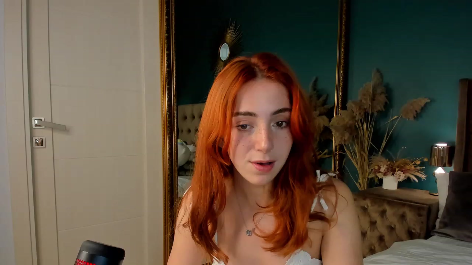 Gallery image thumbnail from ElsaYoung's myfreecams stream on, 08/27/2023, 14:20 image 1 of 20