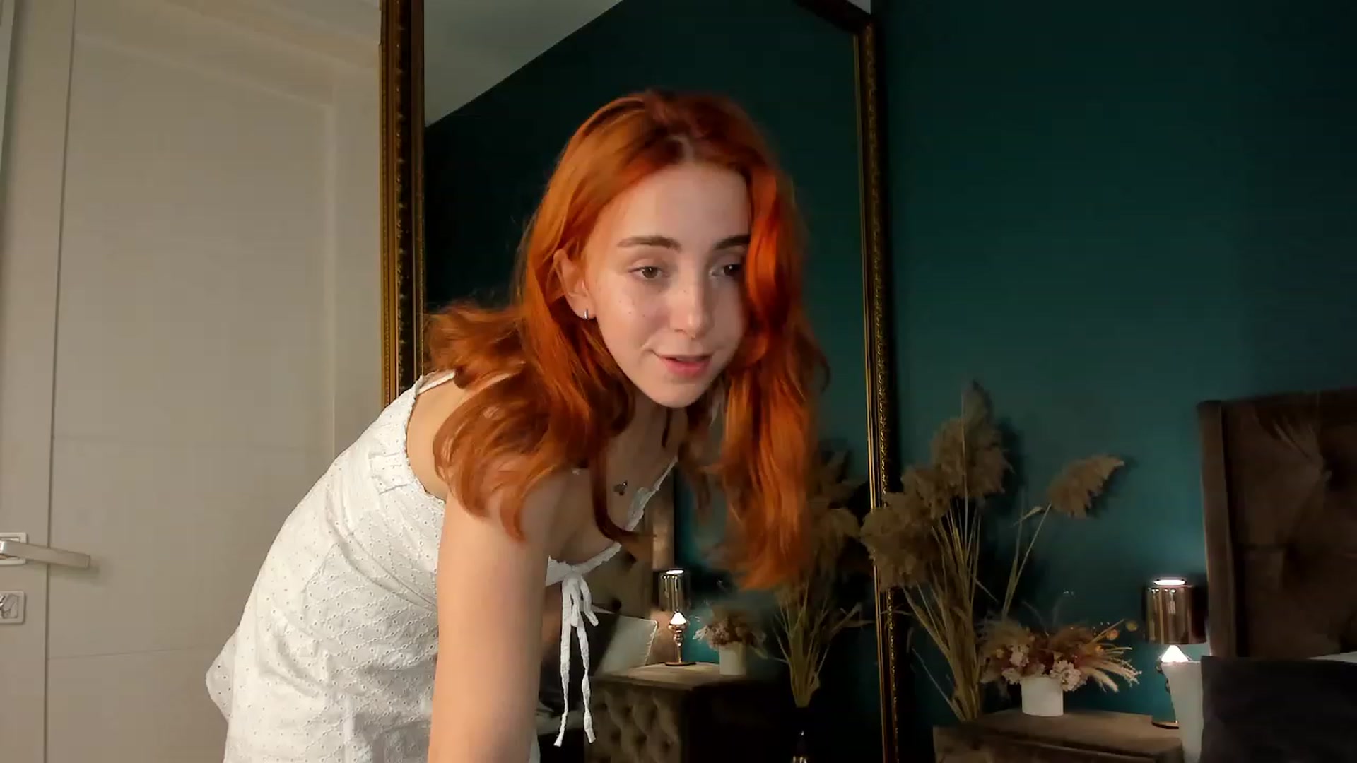 Gallery image thumbnail from ElsaYoung's myfreecams stream on, 08/27/2023, 14:20 image 12 of 20