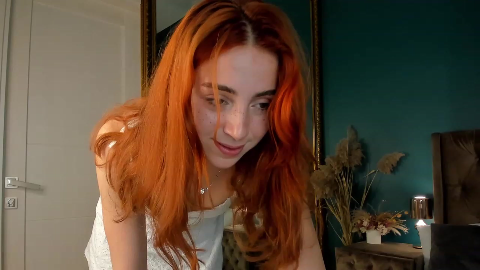 Gallery image thumbnail from ElsaYoung's myfreecams stream on, 08/27/2023, 14:20 image 18 of 20