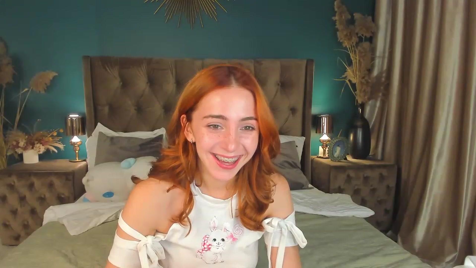 Gallery image thumbnail from ElsaYoung's myfreecams stream on, 08/29/2023, 17:35 image 10 of 20