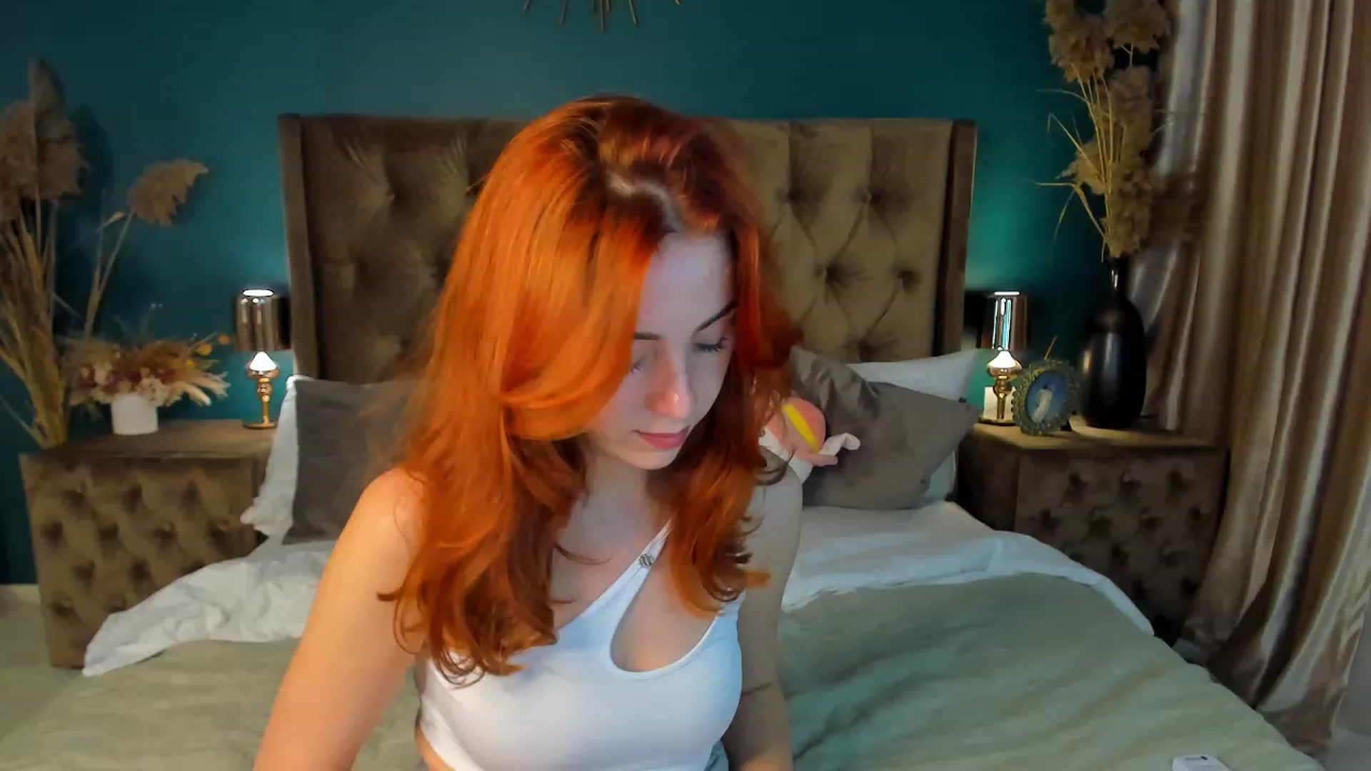 Gallery image thumbnail from ElsaYoung's myfreecams stream on, 09/01/2023, 09:16 image 20 of 20