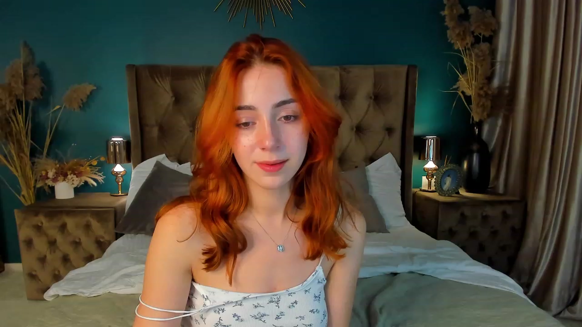 Gallery image thumbnail from ElsaYoung's myfreecams stream on, 09/02/2023, 11:01 image 2 of 20