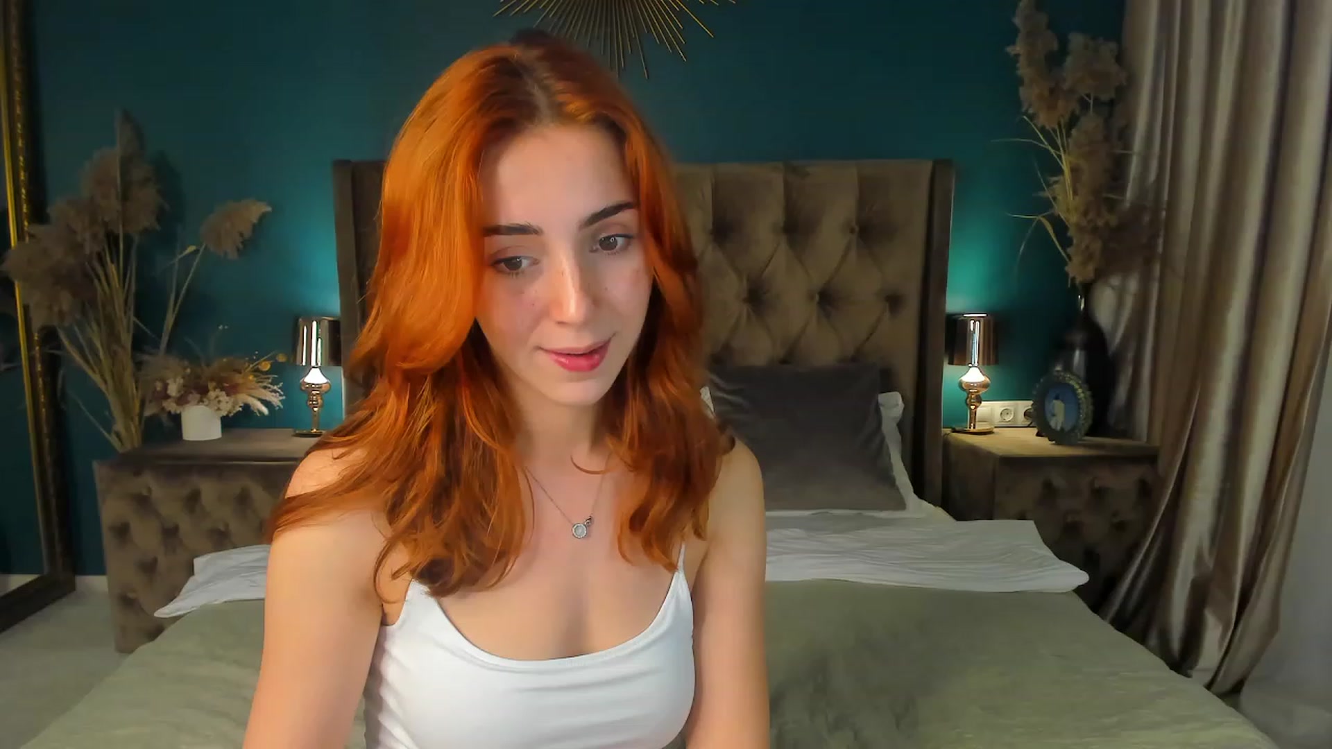 Gallery image thumbnail from ElsaYoung's myfreecams stream on, 09/09/2023, 15:44 image 15 of 20
