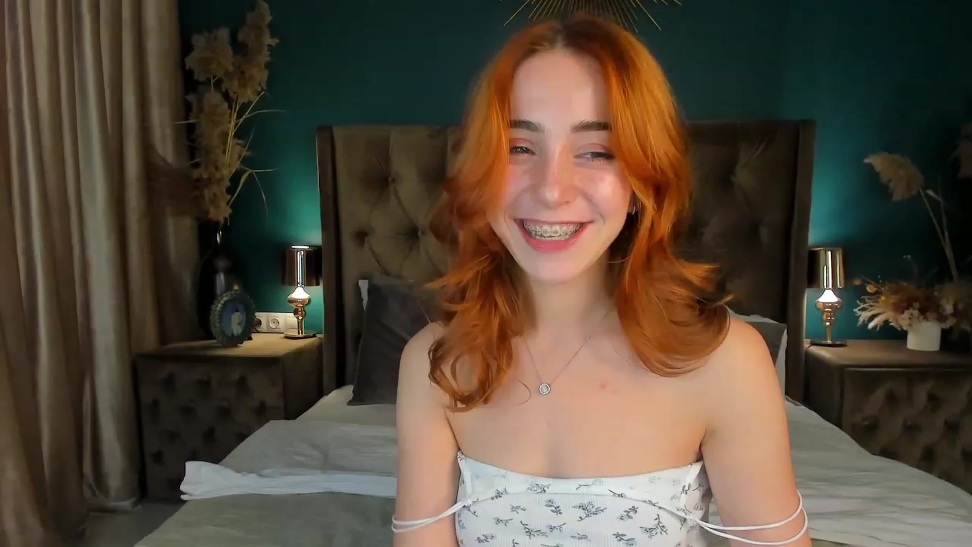 Gallery image thumbnail from ElsaYoung's myfreecams stream on, 09/11/2023, 08:47 image 13 of 20