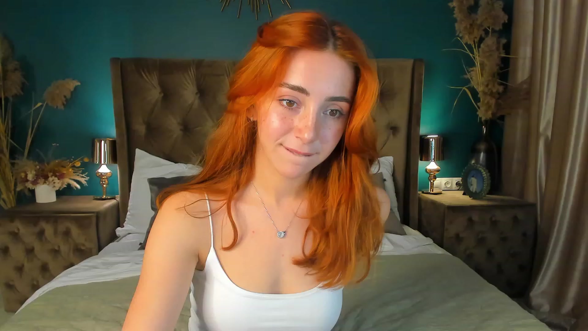 Gallery image thumbnail from ElsaYoung's myfreecams stream on, 09/12/2023, 14:11 image 2 of 20