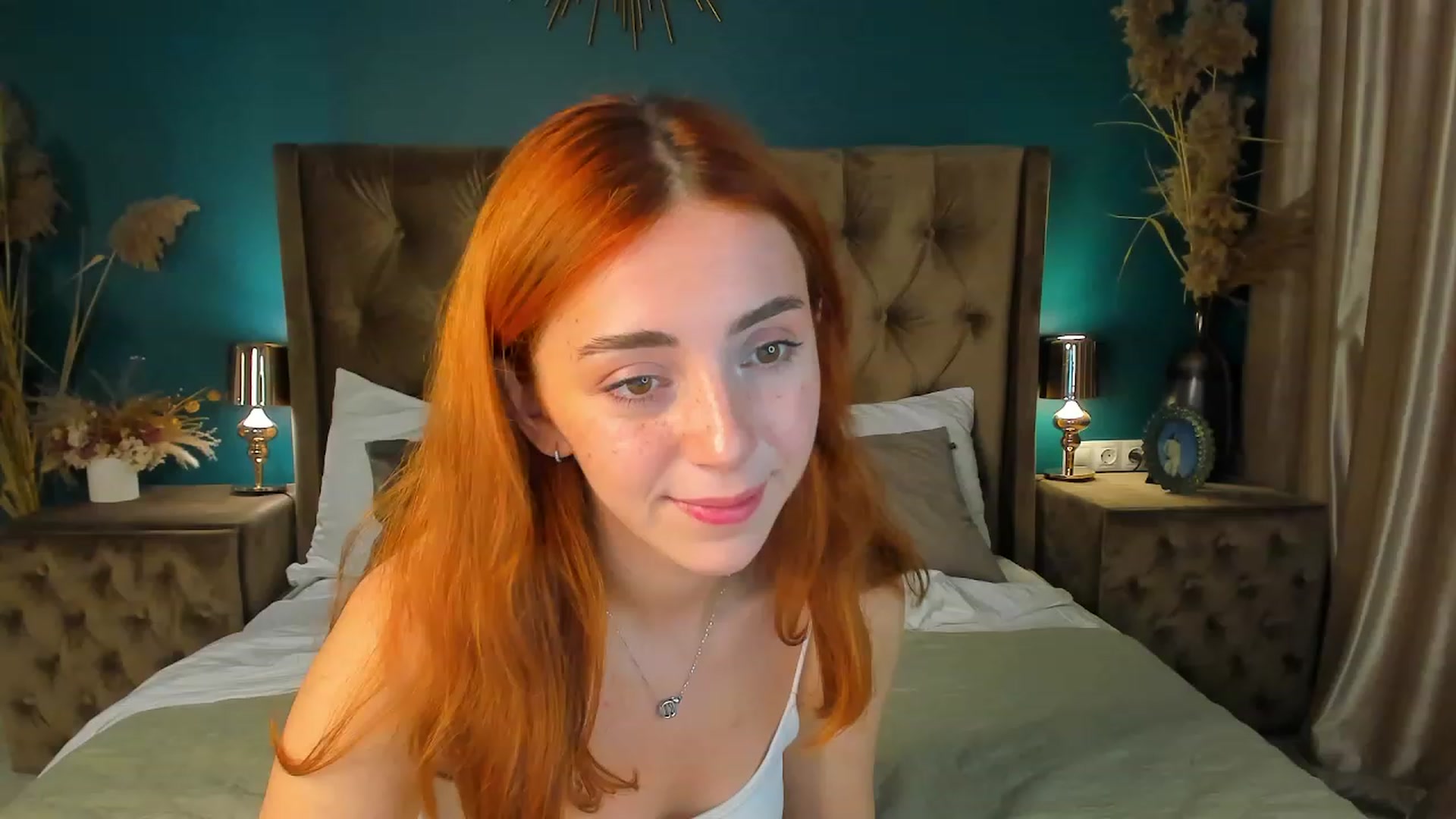 Gallery image thumbnail from ElsaYoung's myfreecams stream on, 09/12/2023, 14:11 image 14 of 20