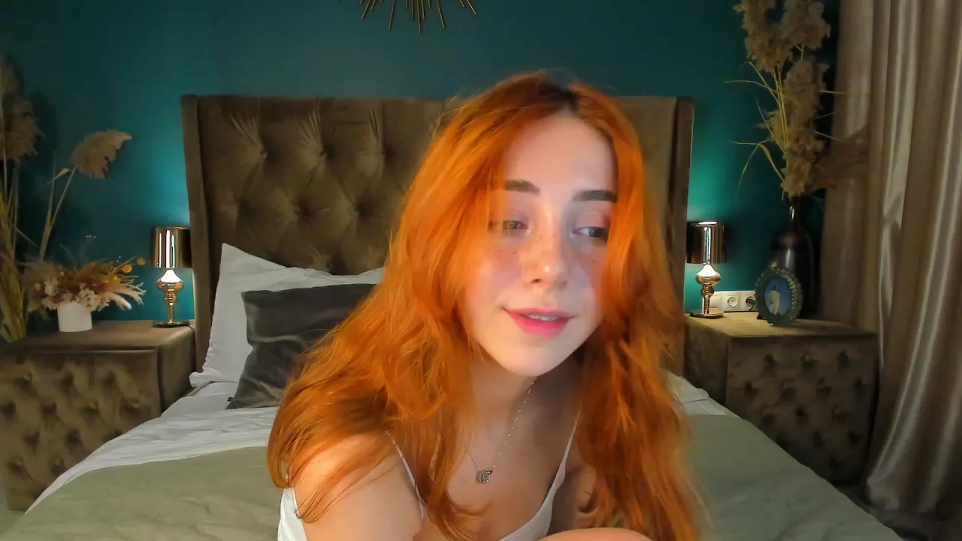Gallery image thumbnail from ElsaYoung's myfreecams stream on, 09/12/2023, 14:11 image 13 of 20