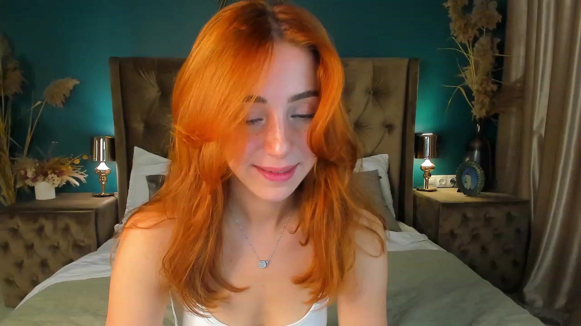 Gallery image thumbnail from ElsaYoung's myfreecams stream on, 09/12/2023, 14:11 image 1 of 20