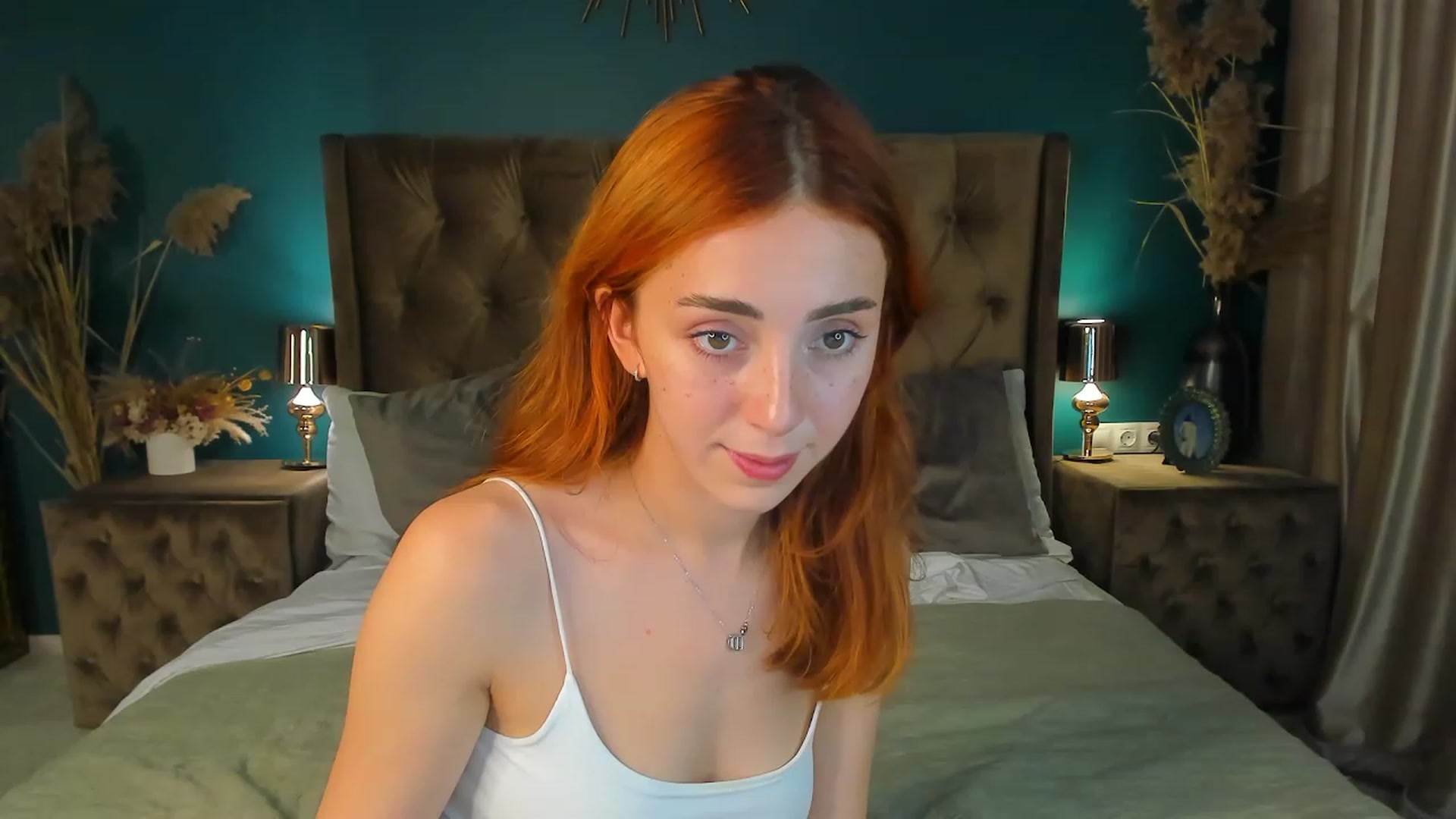 Gallery image thumbnail from ElsaYoung's myfreecams stream on, 09/12/2023, 15:06 image 12 of 20