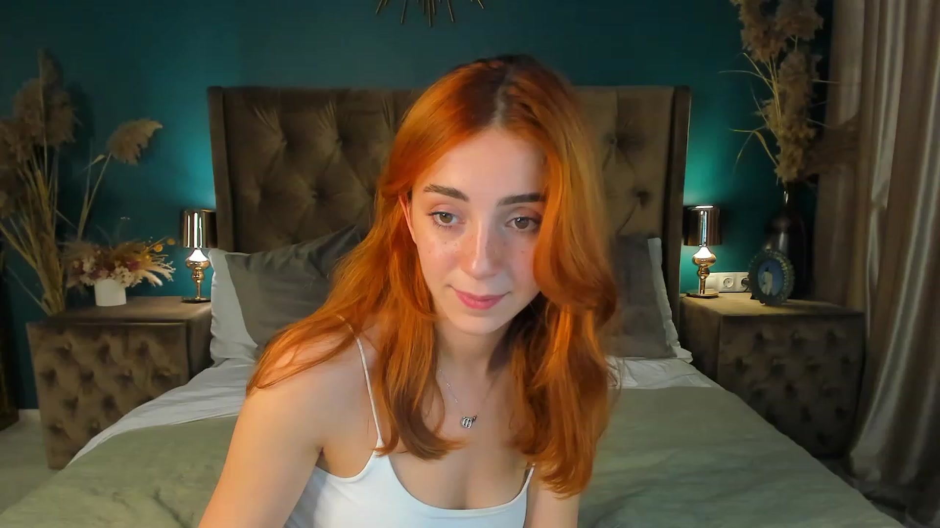 Gallery image thumbnail from ElsaYoung's myfreecams stream on, 09/12/2023, 15:06 image 10 of 20