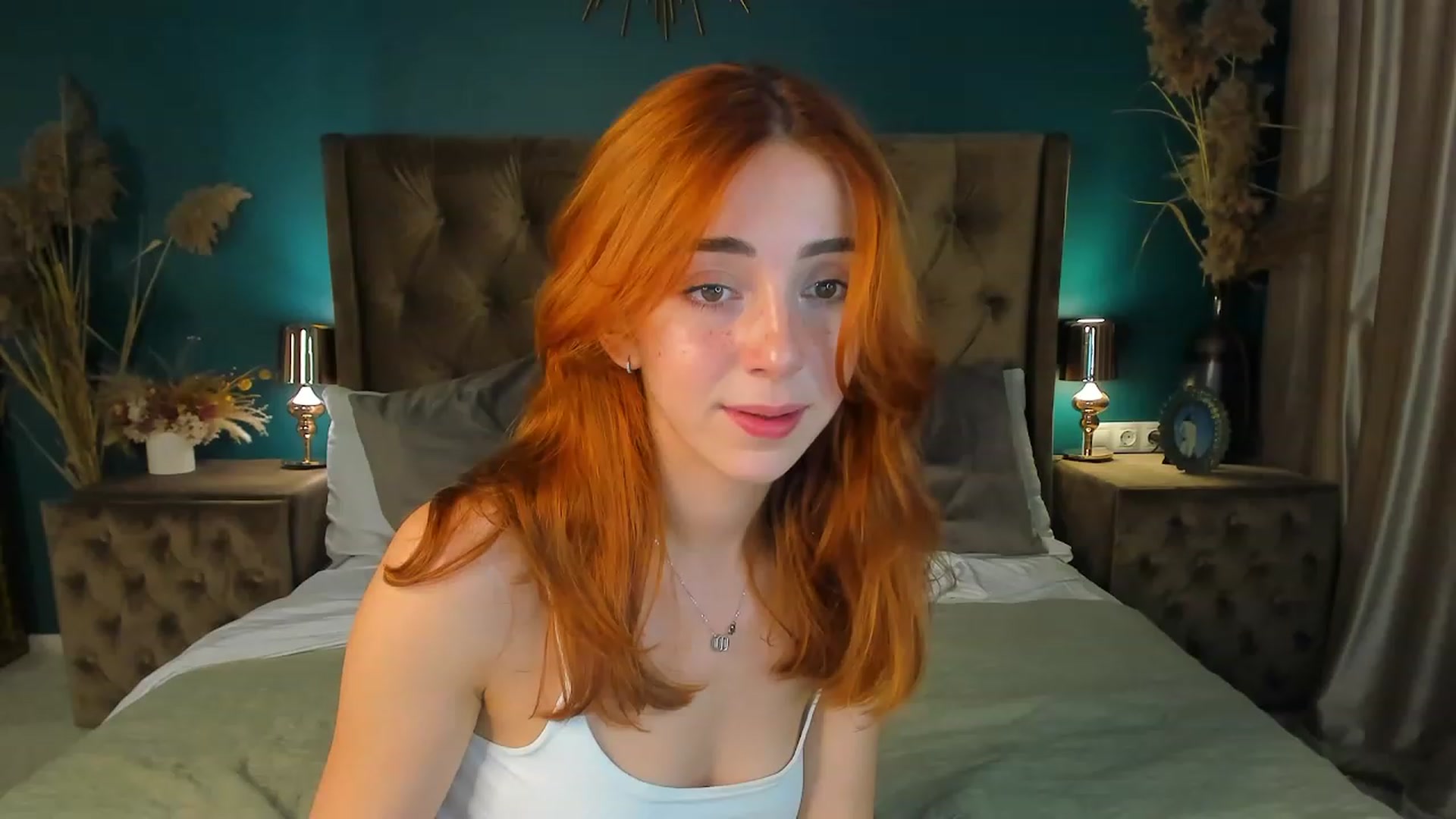 Gallery image thumbnail from ElsaYoung's myfreecams stream on, 09/12/2023, 15:06 image 11 of 20