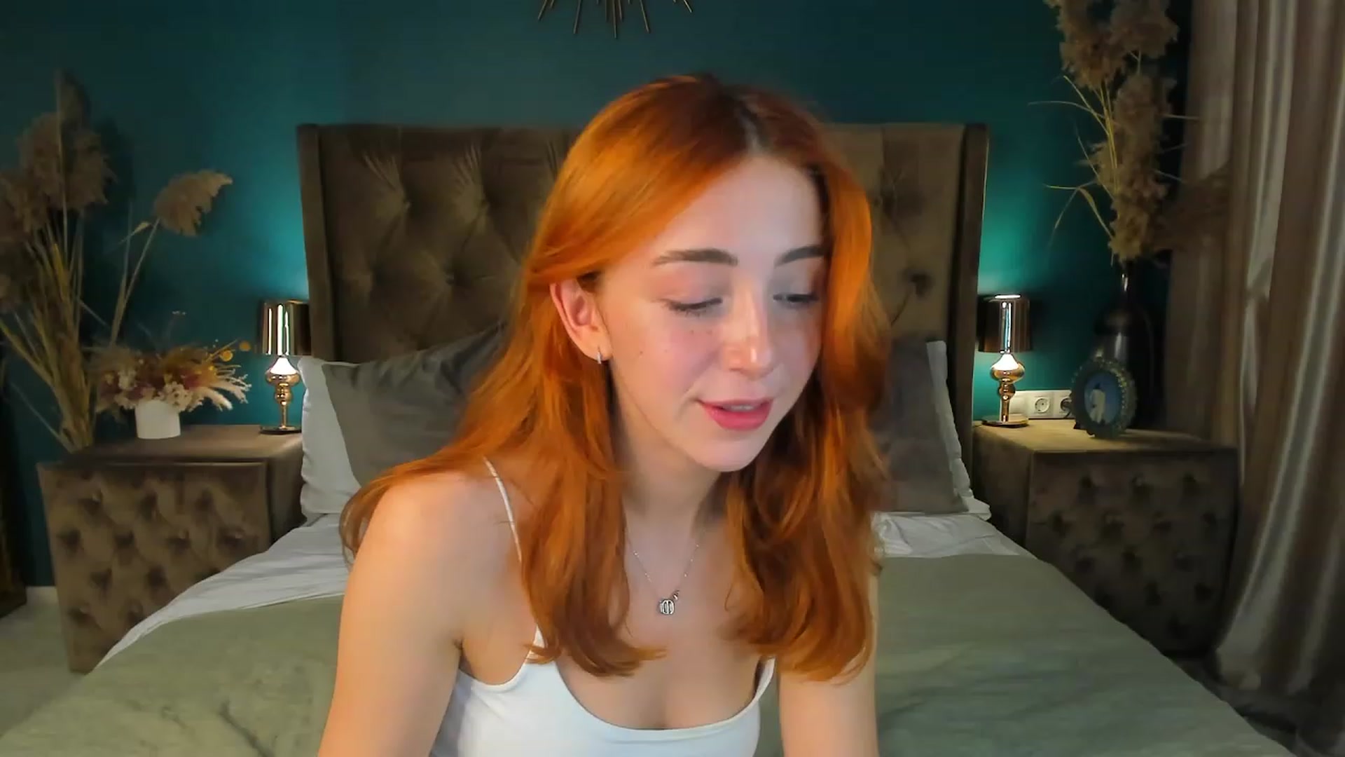 Gallery image thumbnail from ElsaYoung's myfreecams stream on, 09/12/2023, 15:06 image 9 of 20