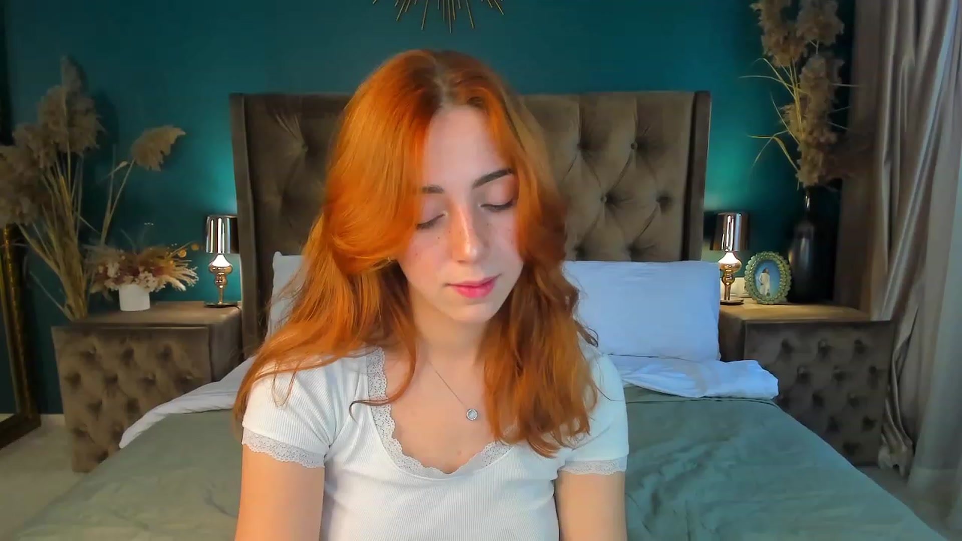Gallery image thumbnail from ElsaYoung's myfreecams stream on, 09/14/2023, 13:07 image 3 of 20