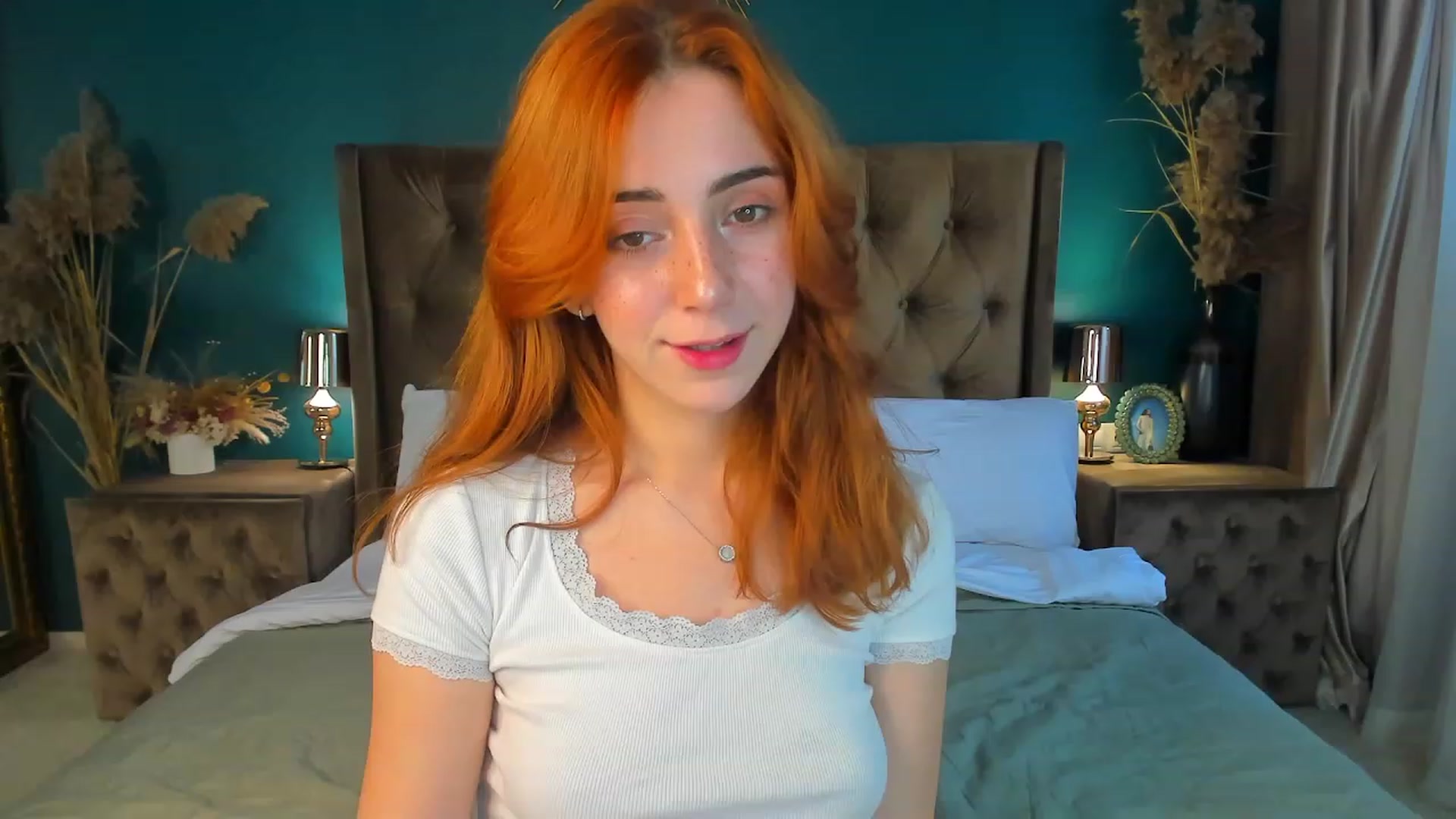Gallery image thumbnail from ElsaYoung's myfreecams stream on, 09/14/2023, 13:07 image 1 of 20