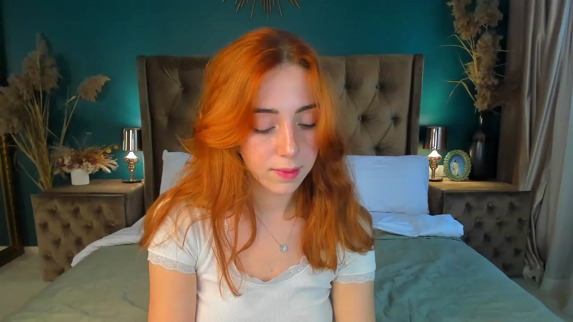 Gallery image thumbnail from ElsaYoung's myfreecams stream on, 09/14/2023, 13:07 image 6 of 20