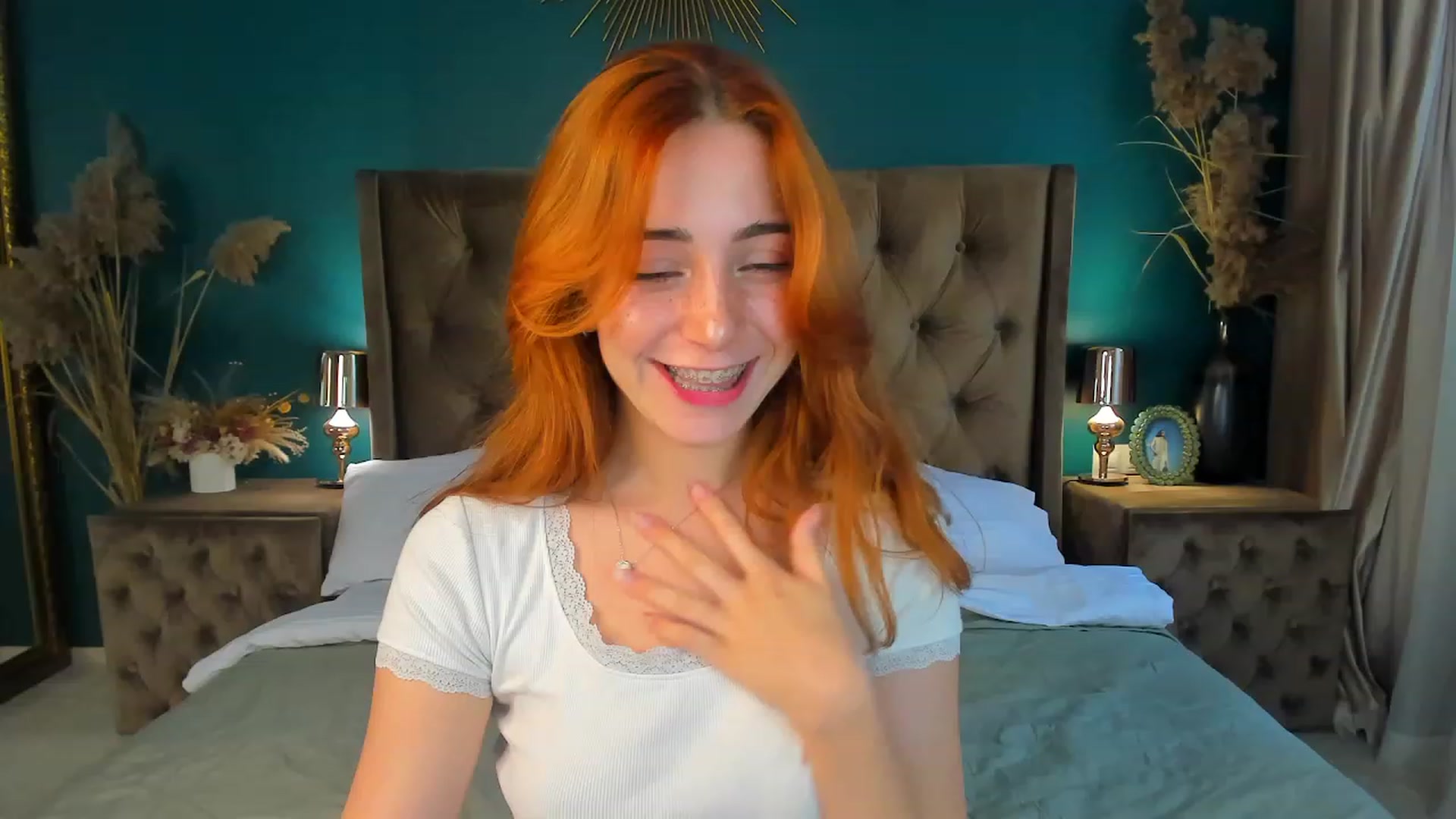 Gallery image thumbnail from ElsaYoung's myfreecams stream on, 09/14/2023, 13:59 image 5 of 20