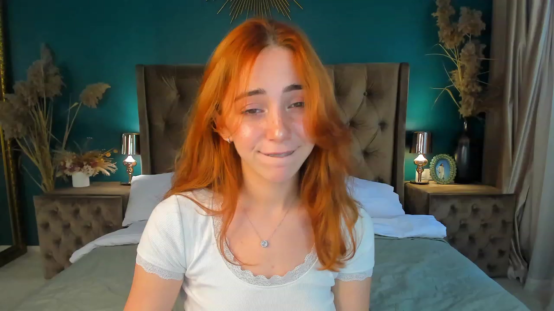 Gallery image thumbnail from ElsaYoung's myfreecams stream on, 09/14/2023, 13:59 image 8 of 20