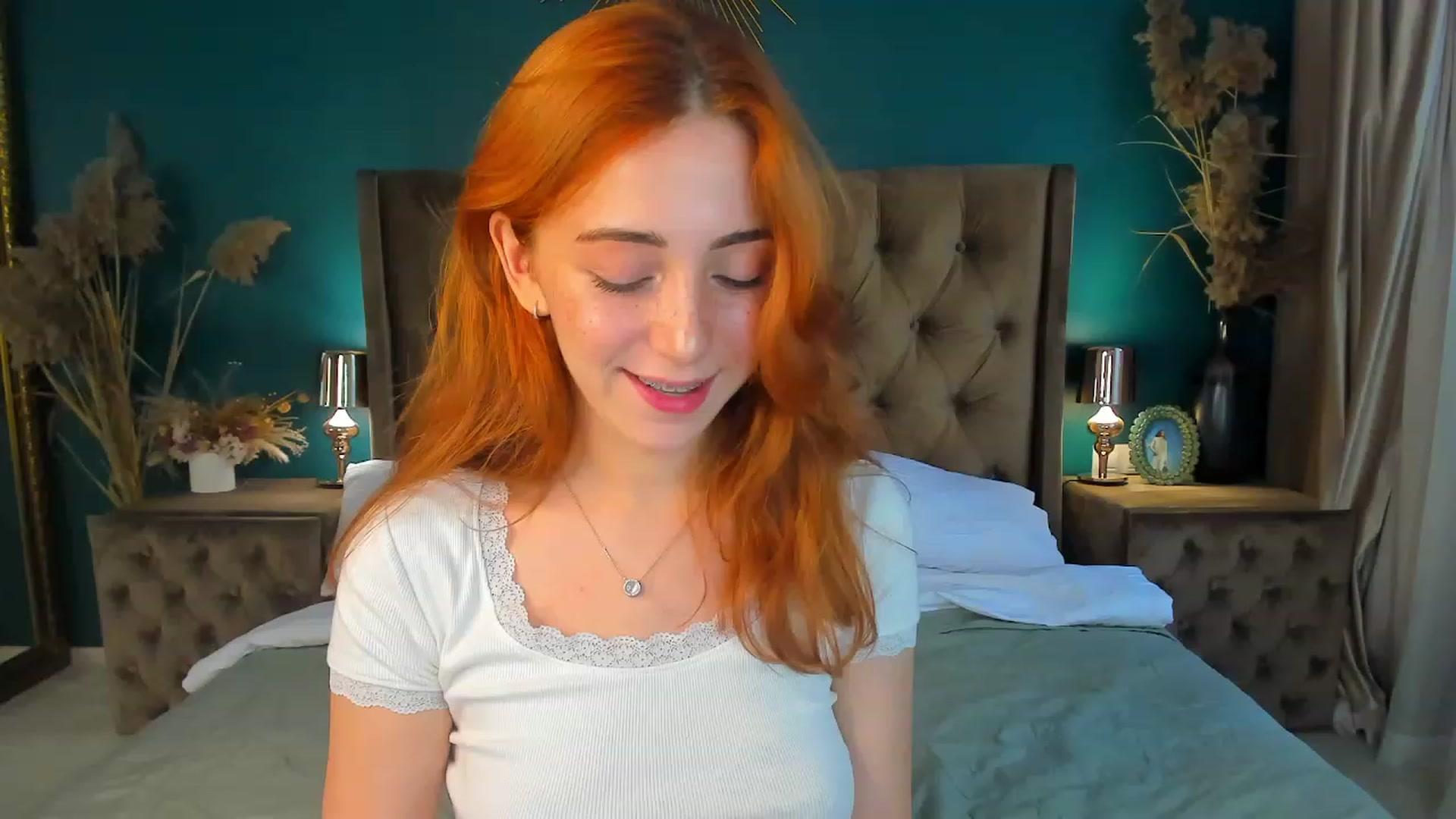 Gallery image thumbnail from ElsaYoung's myfreecams stream on, 09/14/2023, 13:59 image 12 of 20