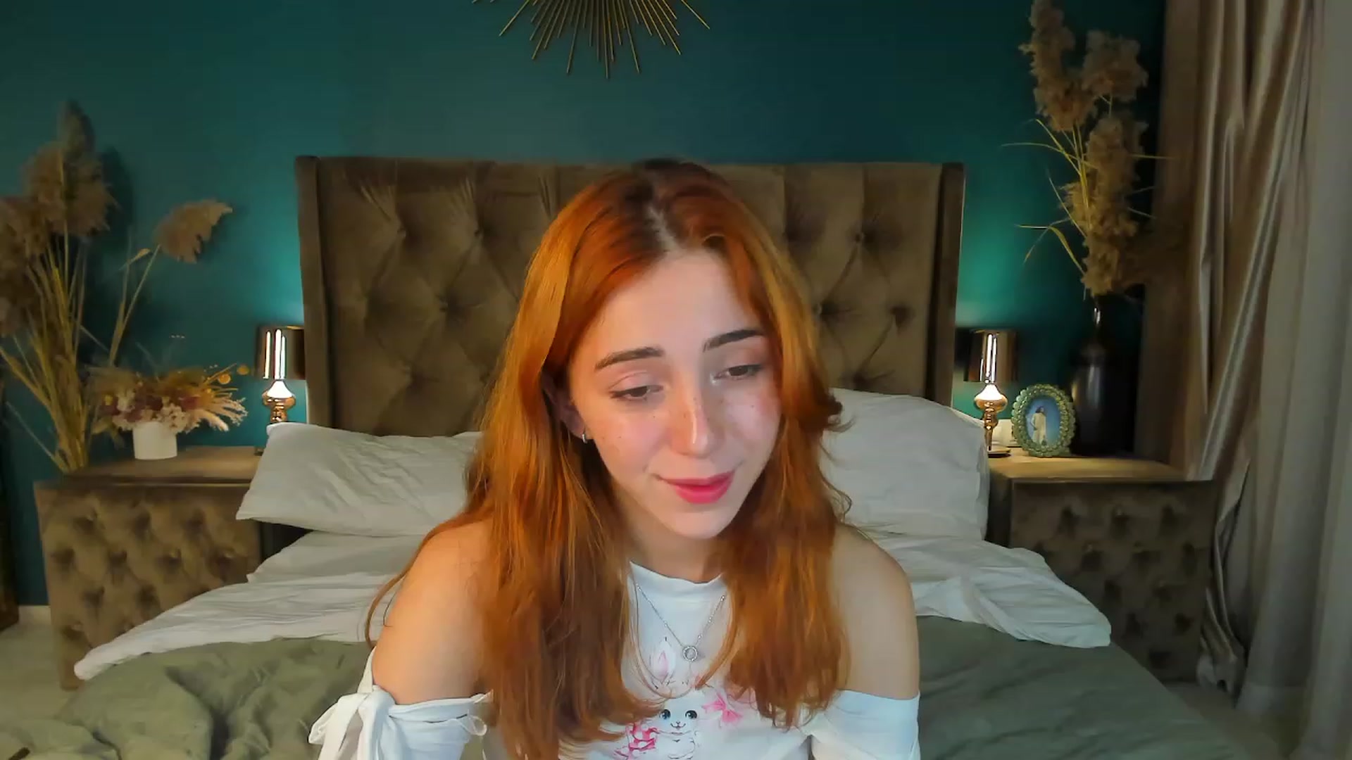 Gallery image thumbnail from ElsaYoung's myfreecams stream on, 09/14/2023, 19:01 image 6 of 20